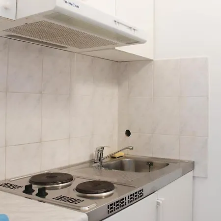 Studio Arbanija 13298c *